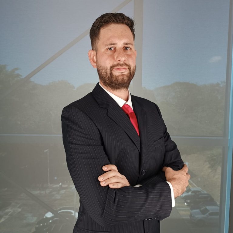 Kenneth Solís